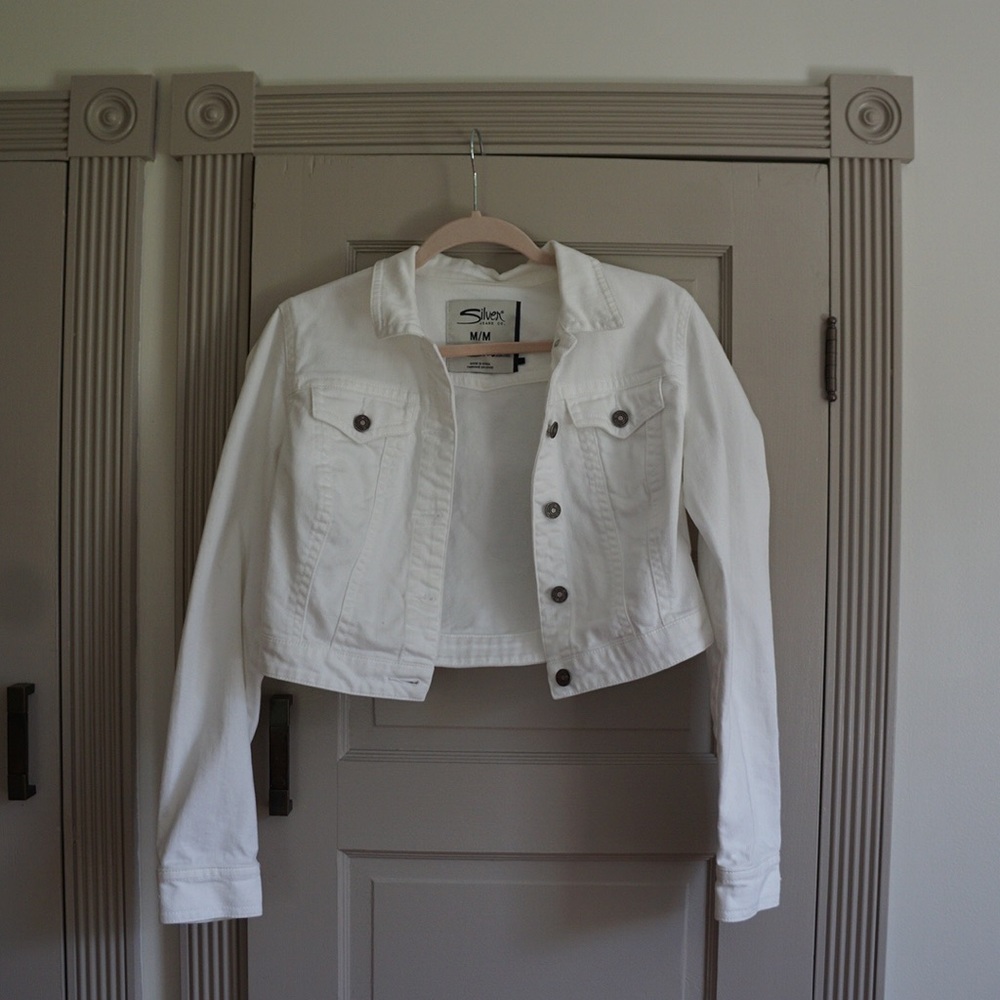 White denim cropped jacket.